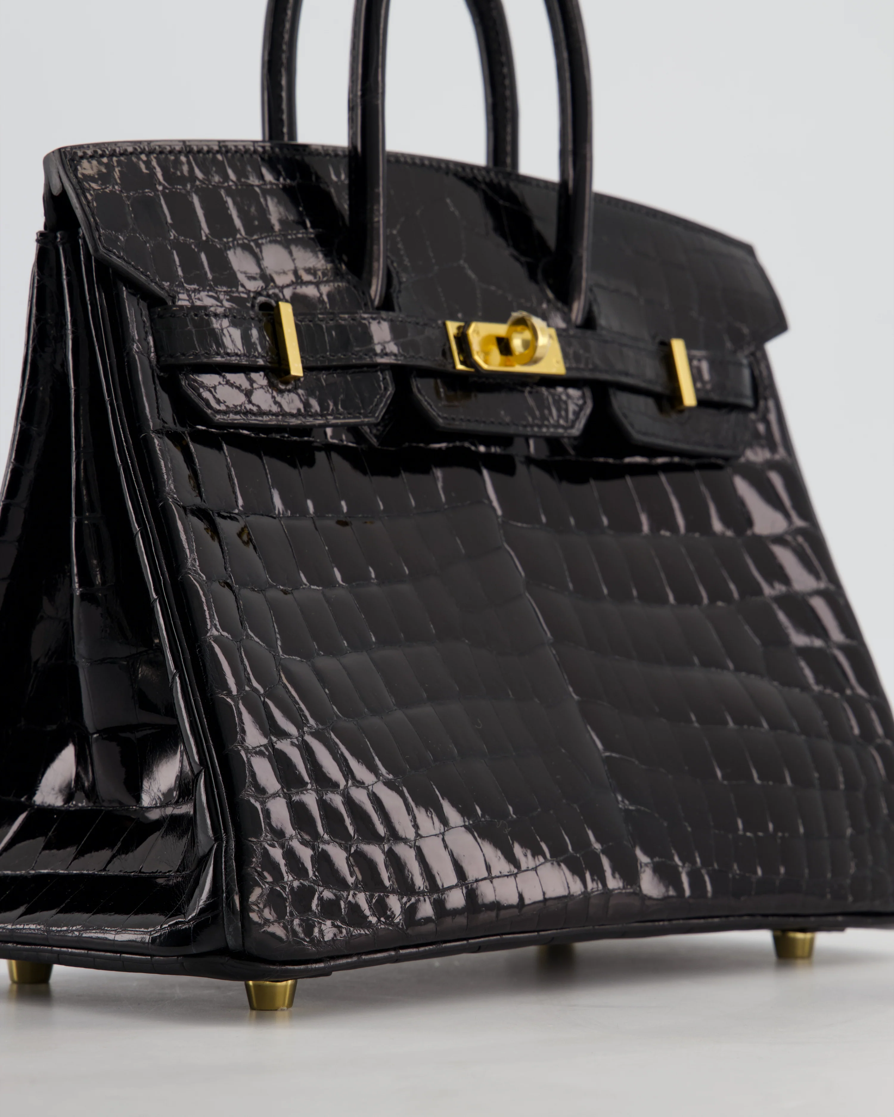 *ULTRA RARE* Hermès Birkin 25 Retourne Bag in Noir Shiny Crocodile Niloticus Leather with Gold Hardware - Image 10