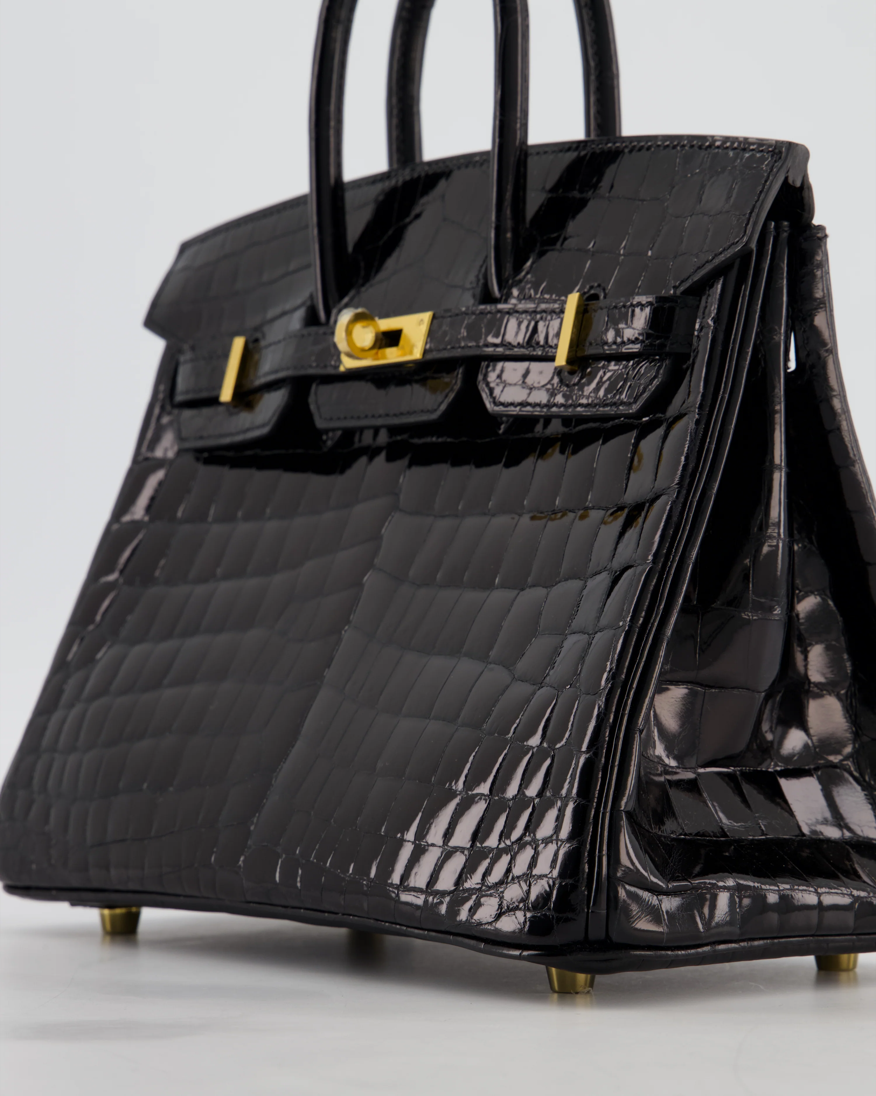 *ULTRA RARE* Hermès Birkin 25 Retourne Bag in Noir Shiny Crocodile Niloticus Leather with Gold Hardware - Image 11