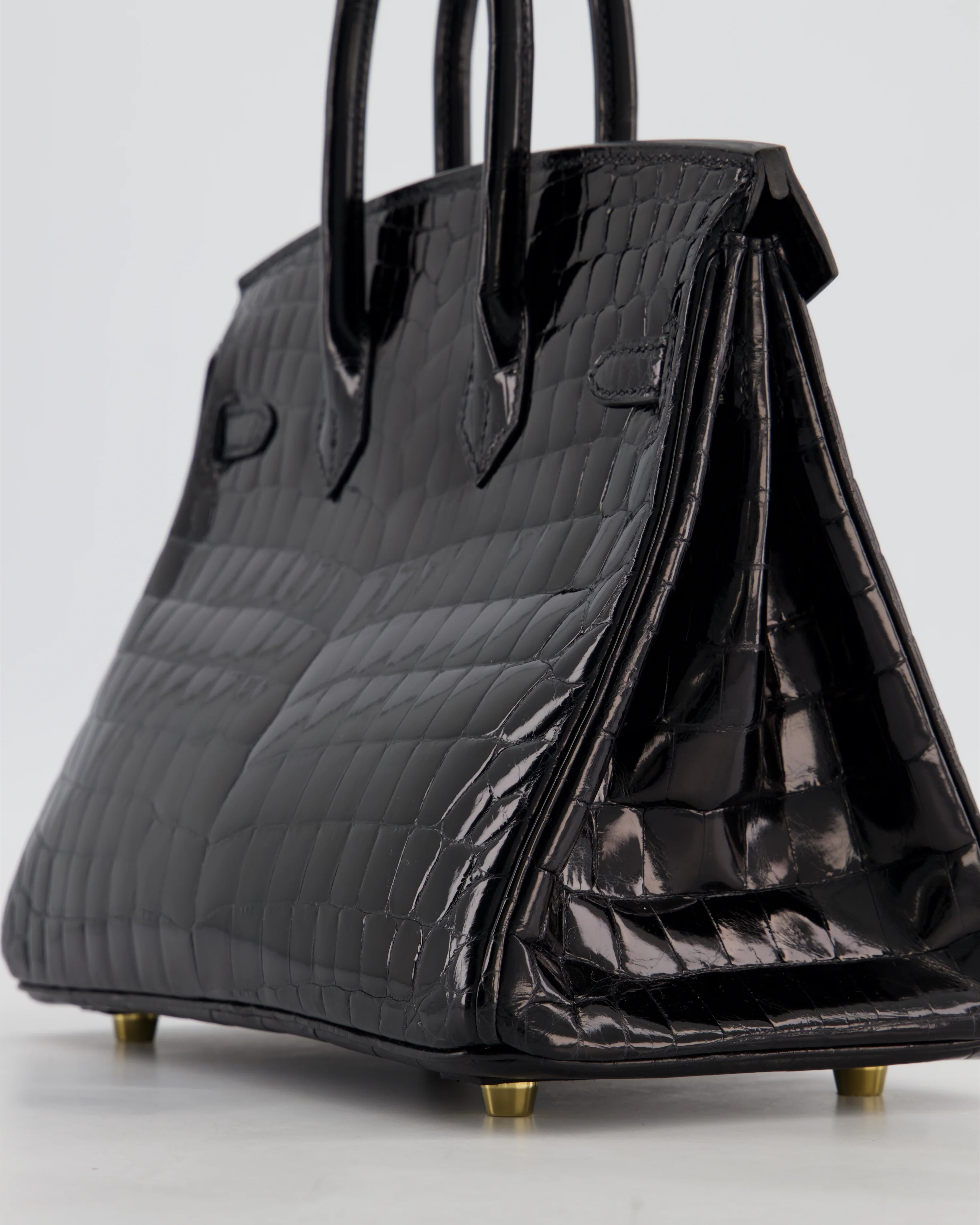*ULTRA RARE* Hermès Birkin 25 Retourne Bag in Noir Shiny Crocodile Niloticus Leather with Gold Hardware - Image 12