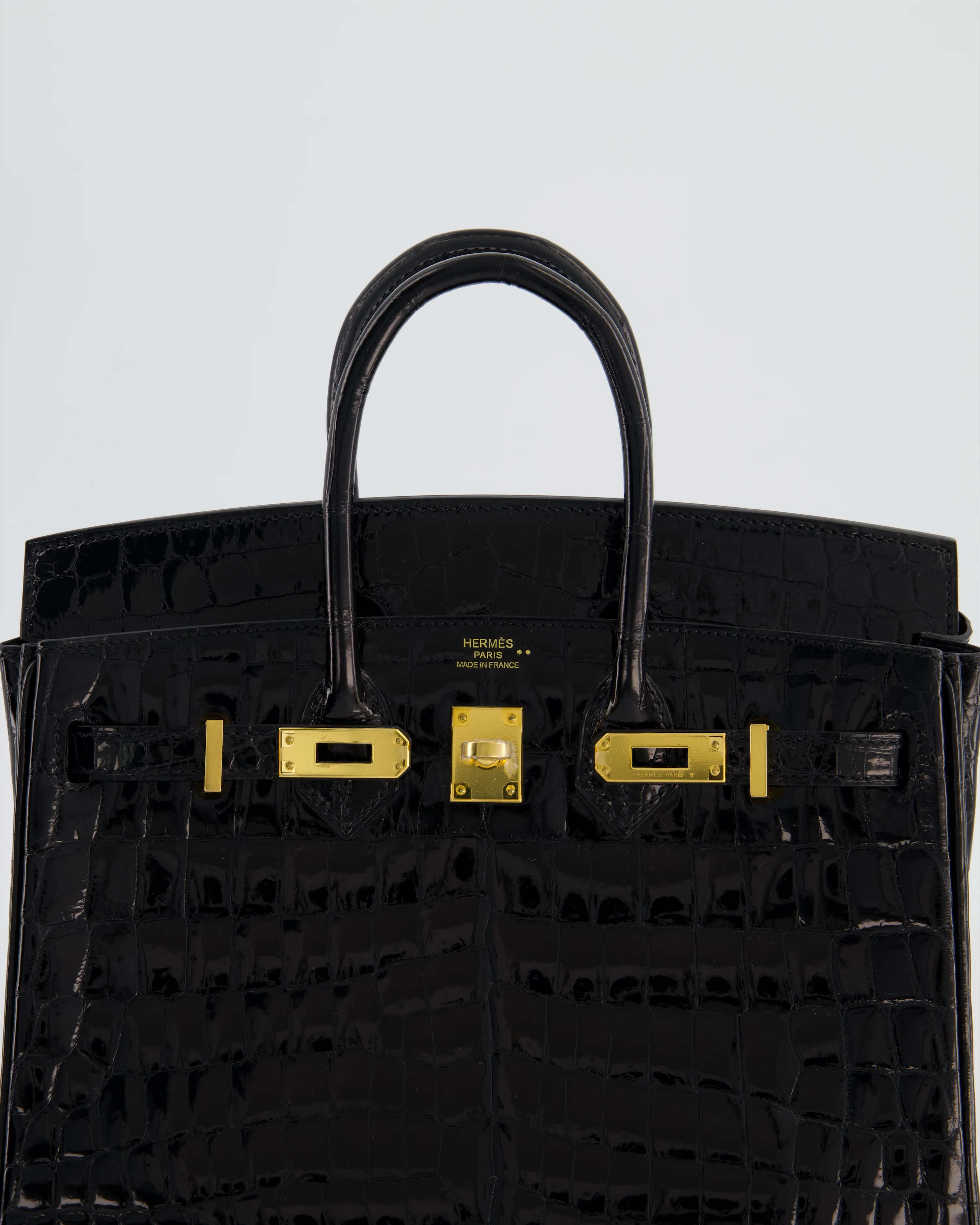 *ULTRA RARE* Hermès Birkin 25 Retourne Bag in Noir Shiny Crocodile Niloticus Leather with Gold Hardware - Image 14