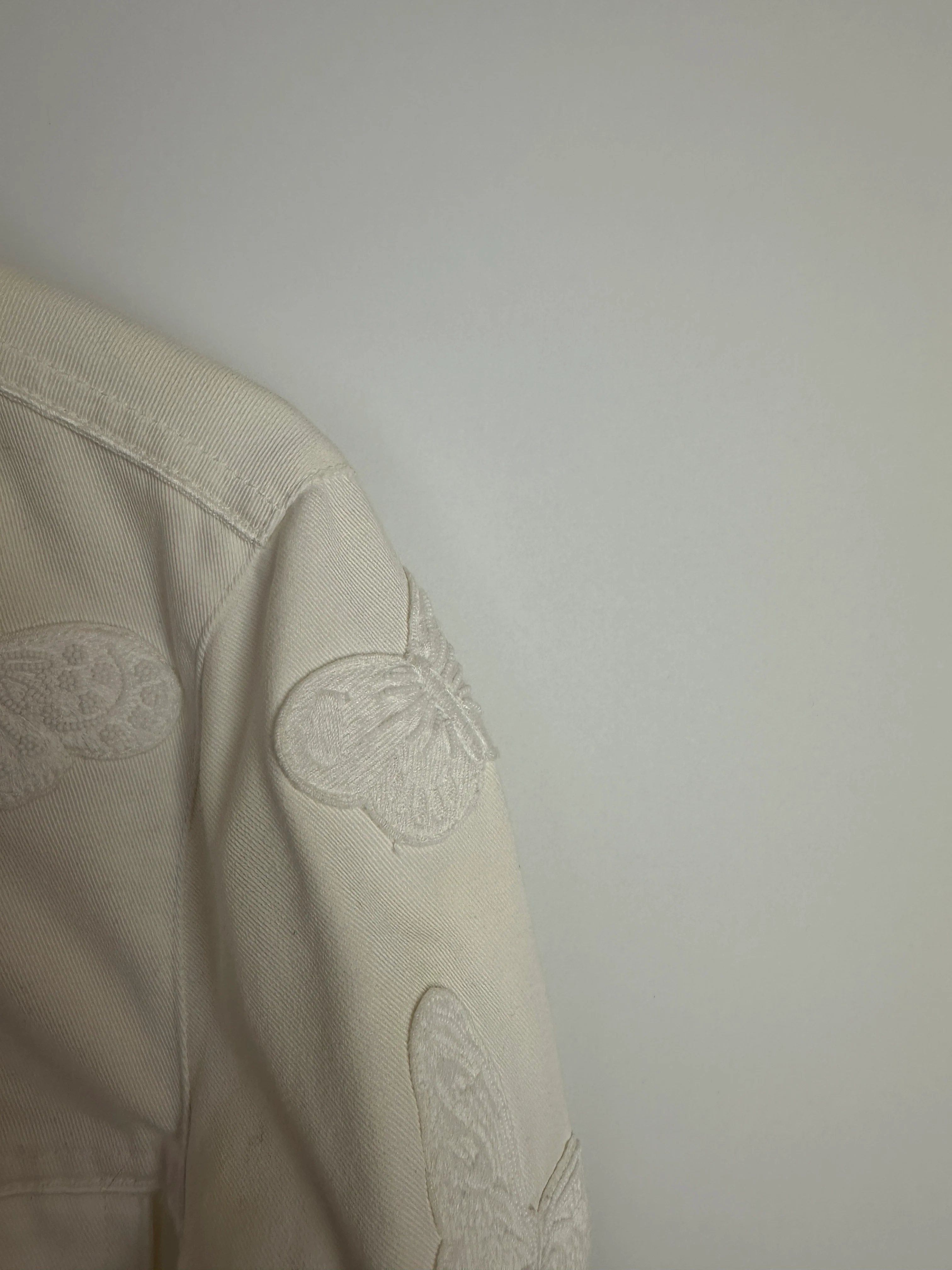 Valentino Cream Denim Long Sleeve Jacket with Butterfly Embroidery Details Size IT 46 (UK 14) - Image 10