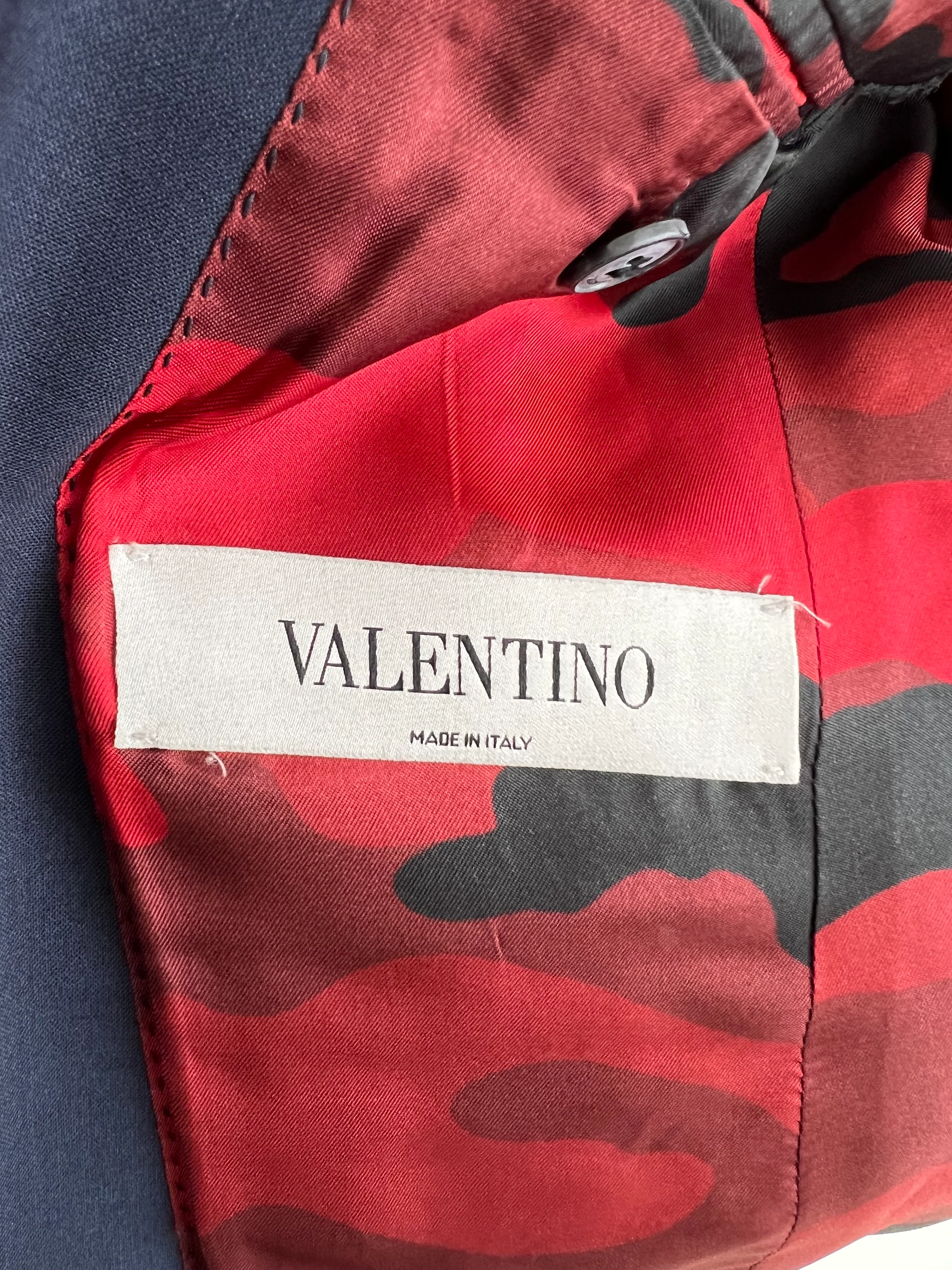 Valentino Menswear Navy Tailored Blazer with Red Interior Size IT 44 (UK 34) - Image 10