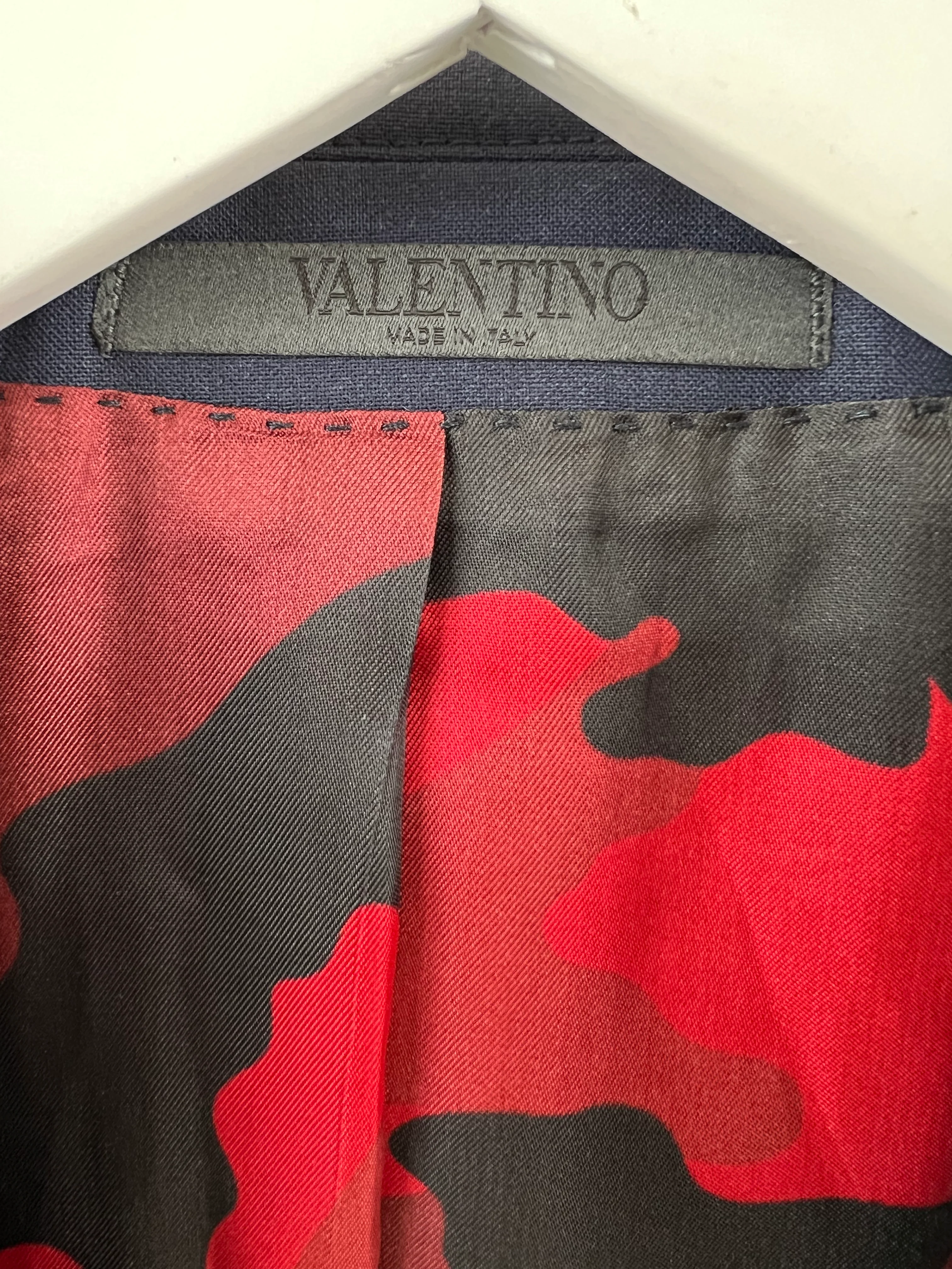 Valentino Menswear Navy Tailored Blazer with Red Interior Size IT 44 (UK 34) - Image 9