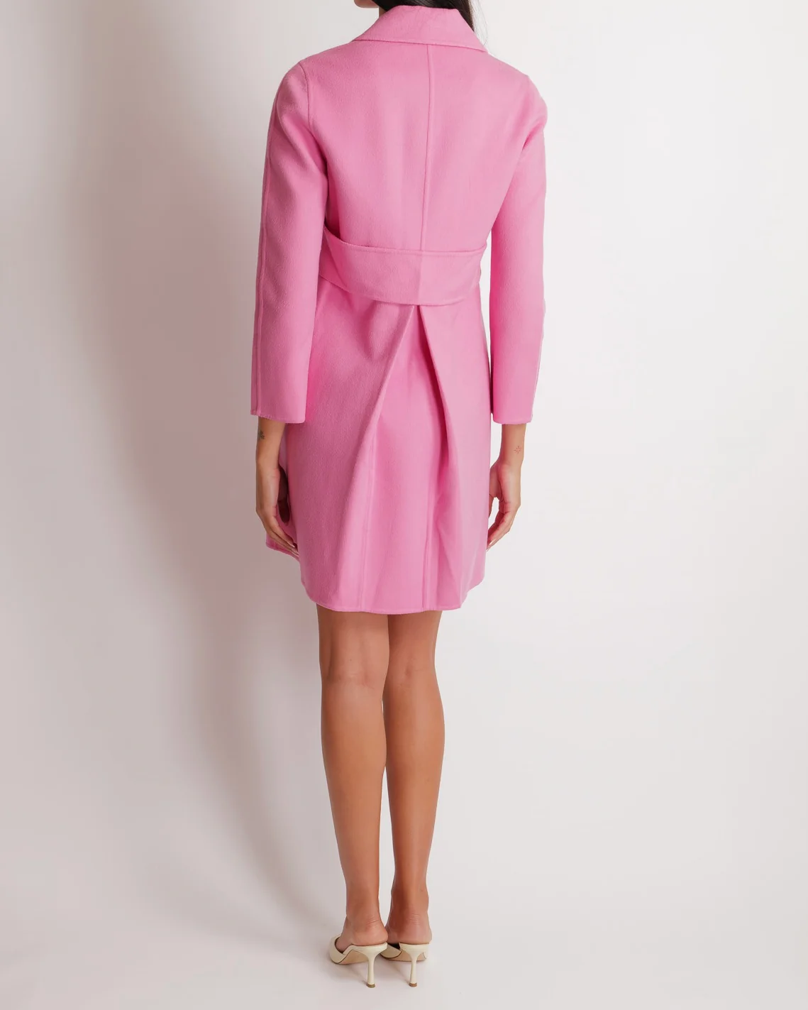 Valentino Pink Wool Coat with Black Buttons and Back Belt Detail Size IT 38 (UK 6) - Image 3