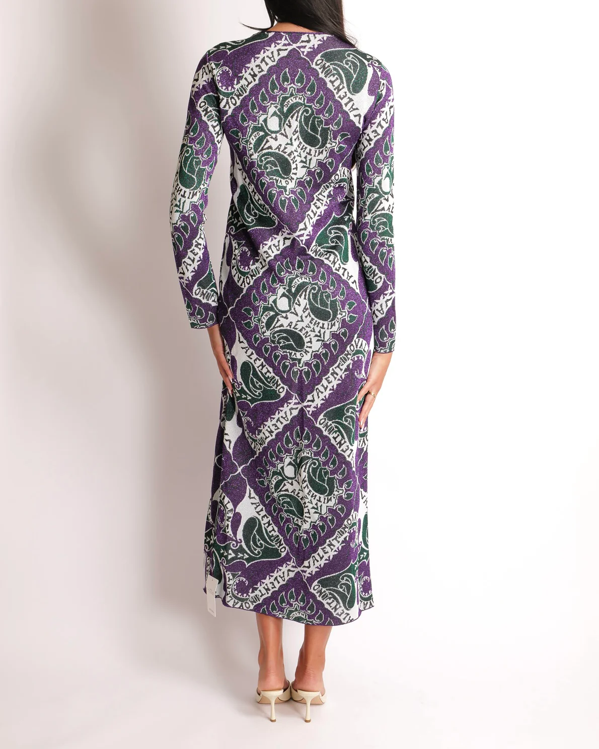 Valentino Purple, Green, and White Shimmery Long Cardigan and Shorts Set with Leaves and Logo Prints Size M (UK 10) RRP £3,650 - Image 5
