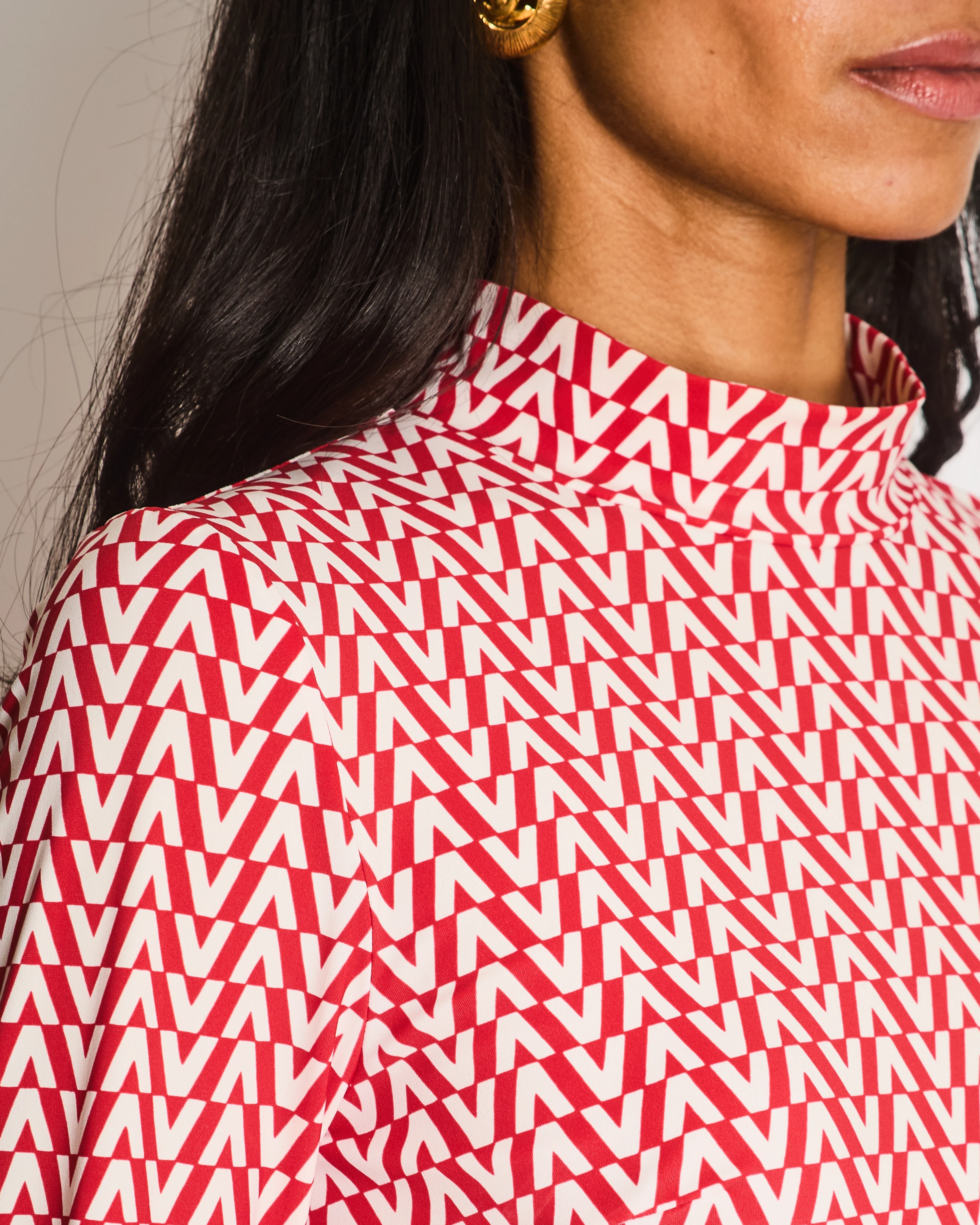 Valentino Red and Cream Logo Print High Neck Long Sleeve Top Size UK 8 - Image 3