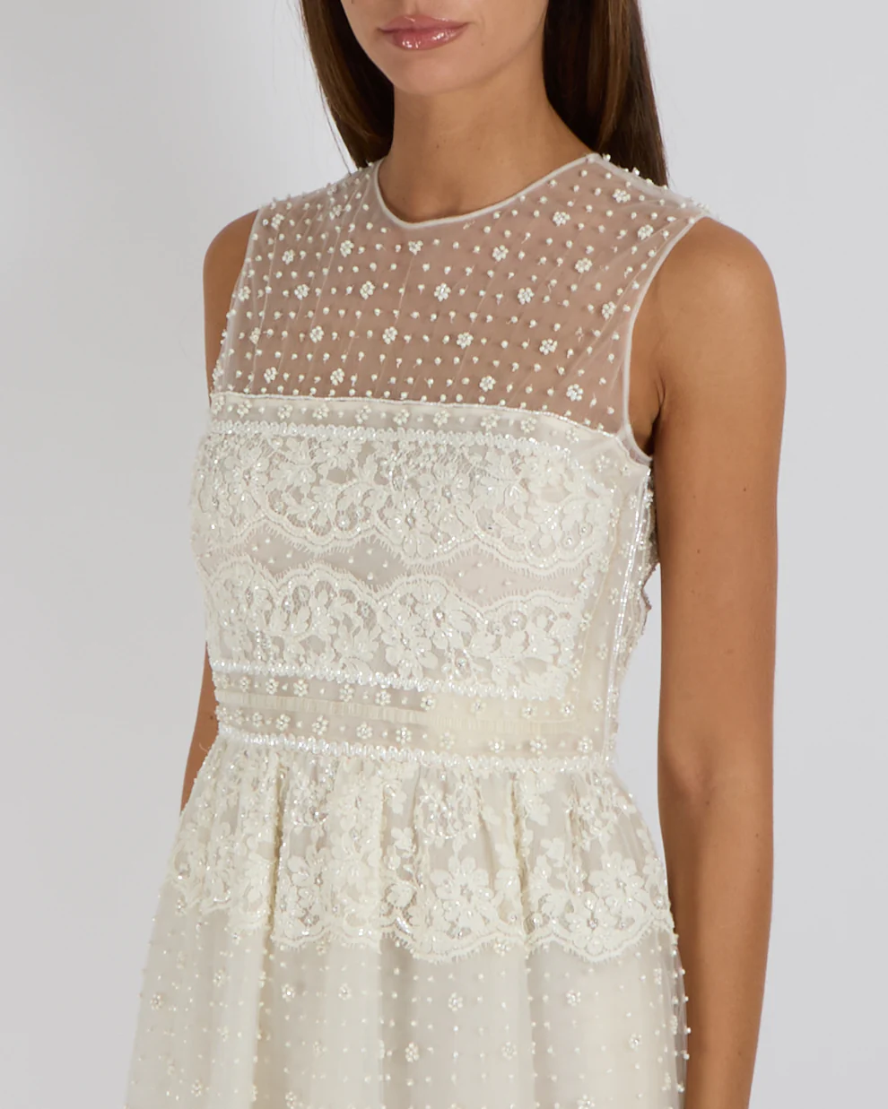 Valentino Spring 2012 Couture White Tulle Sleeveless Mini Dress with White Bead Embellishments and Lace Details Size IT 42 (UK 10) - Image 2