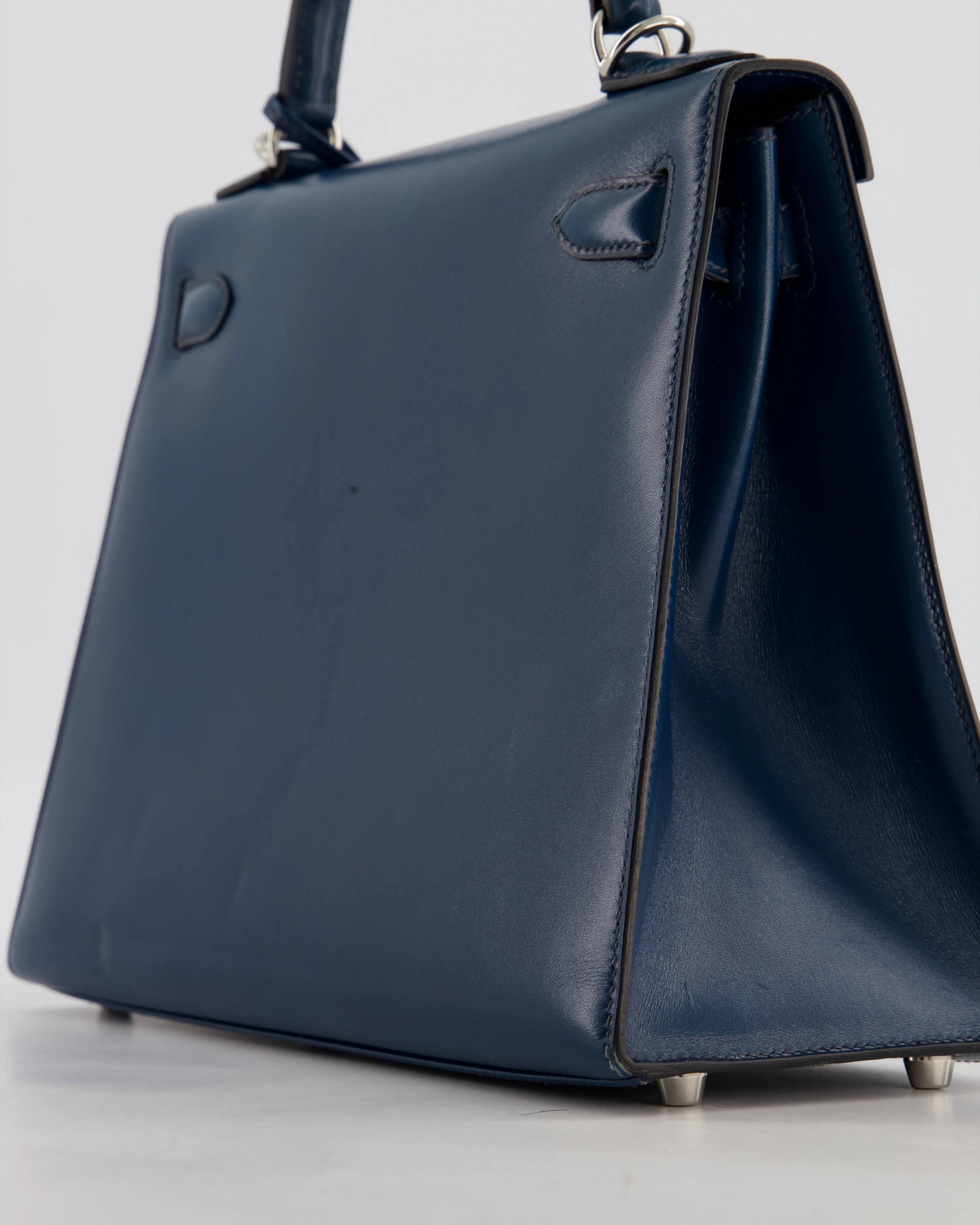 *VERY RARE* Hermès Kelly 28 Sellier Bag in Bleu De Prusse Box Calf Leather with Guilloche Palladium Hardware - Image 14