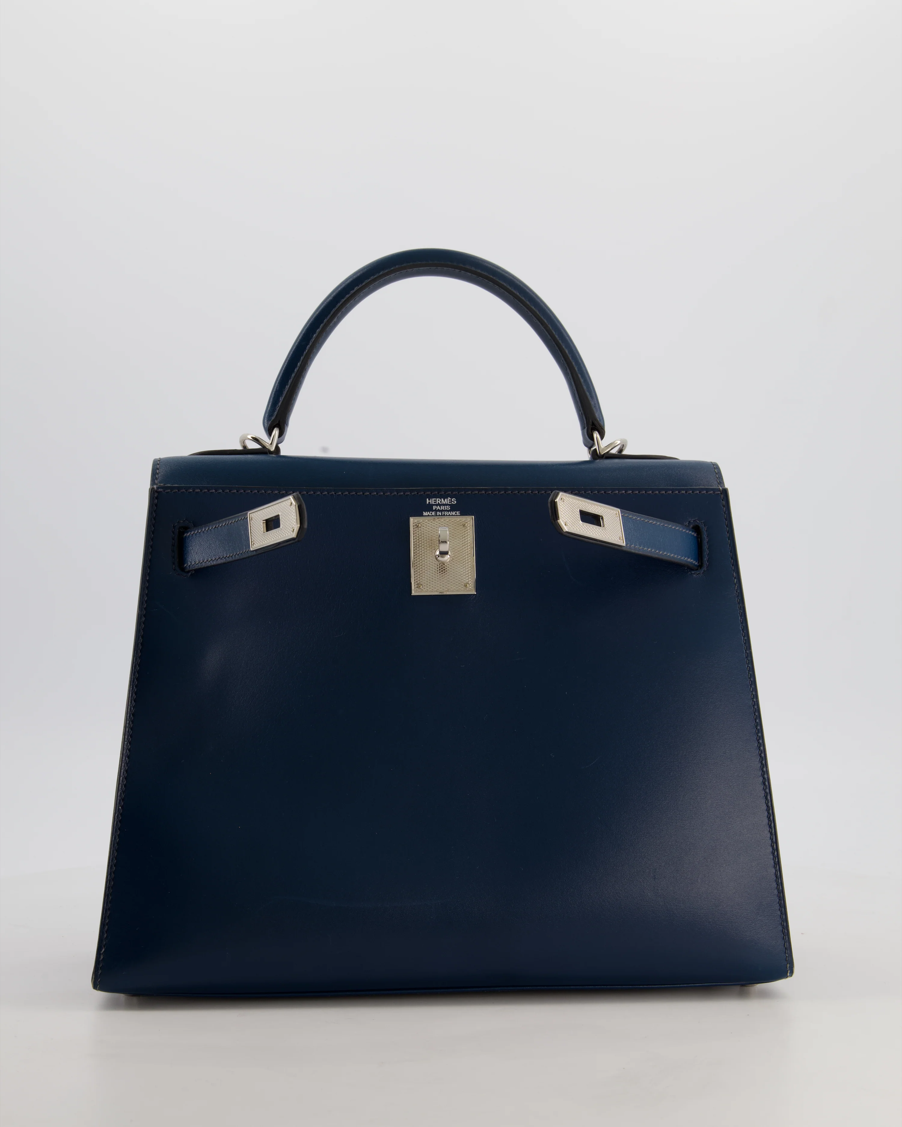 *VERY RARE* Hermès Kelly 28 Sellier Bag in Bleu De Prusse Box Calf Leather with Guilloche Palladium Hardware - Image 5