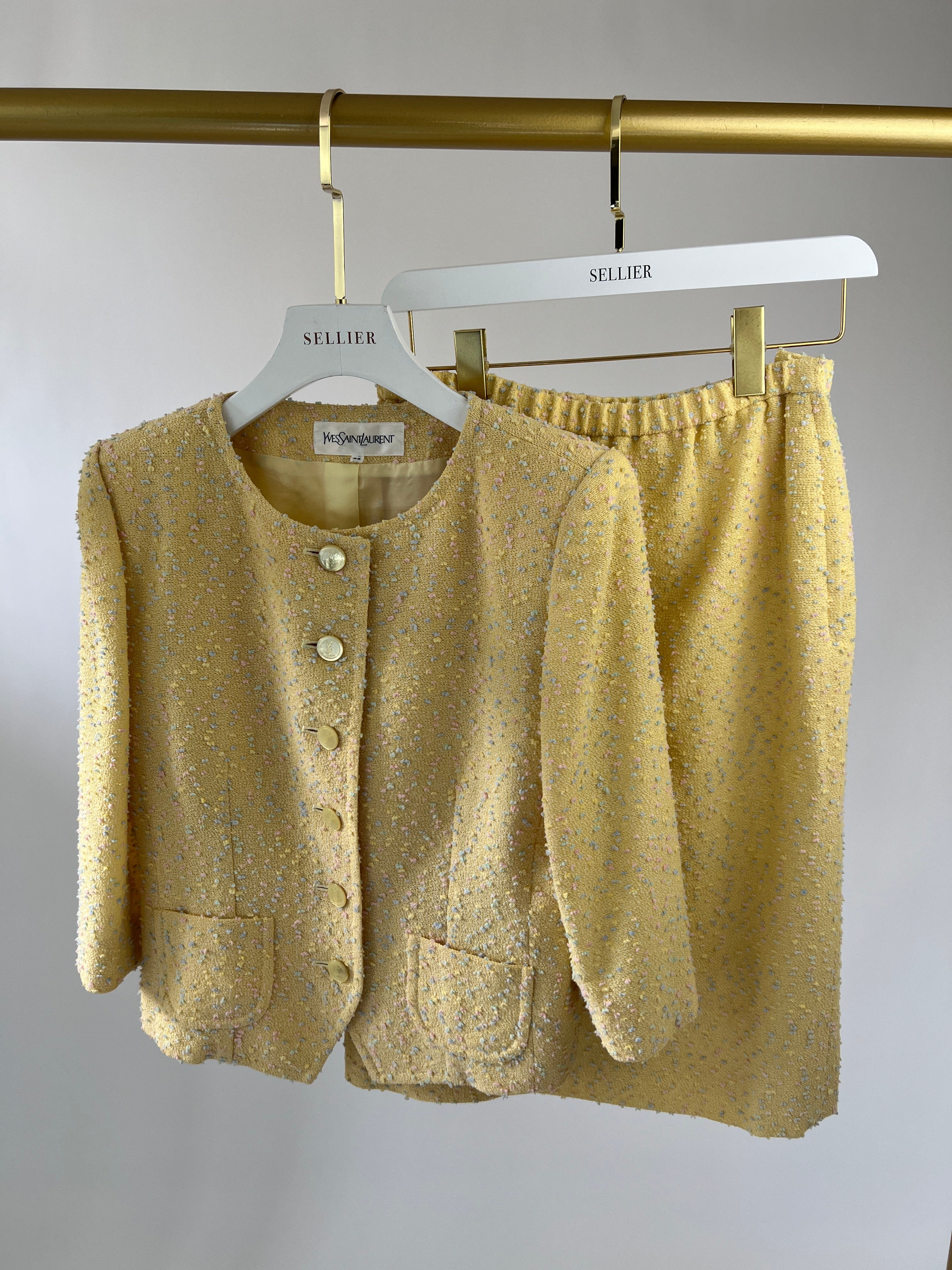 Yves Saint Laurent Pastel Yellow, Pink and Blue Tweed Jacket and Skirt Set Detail Size FR 36 (UK 8) - Image 13