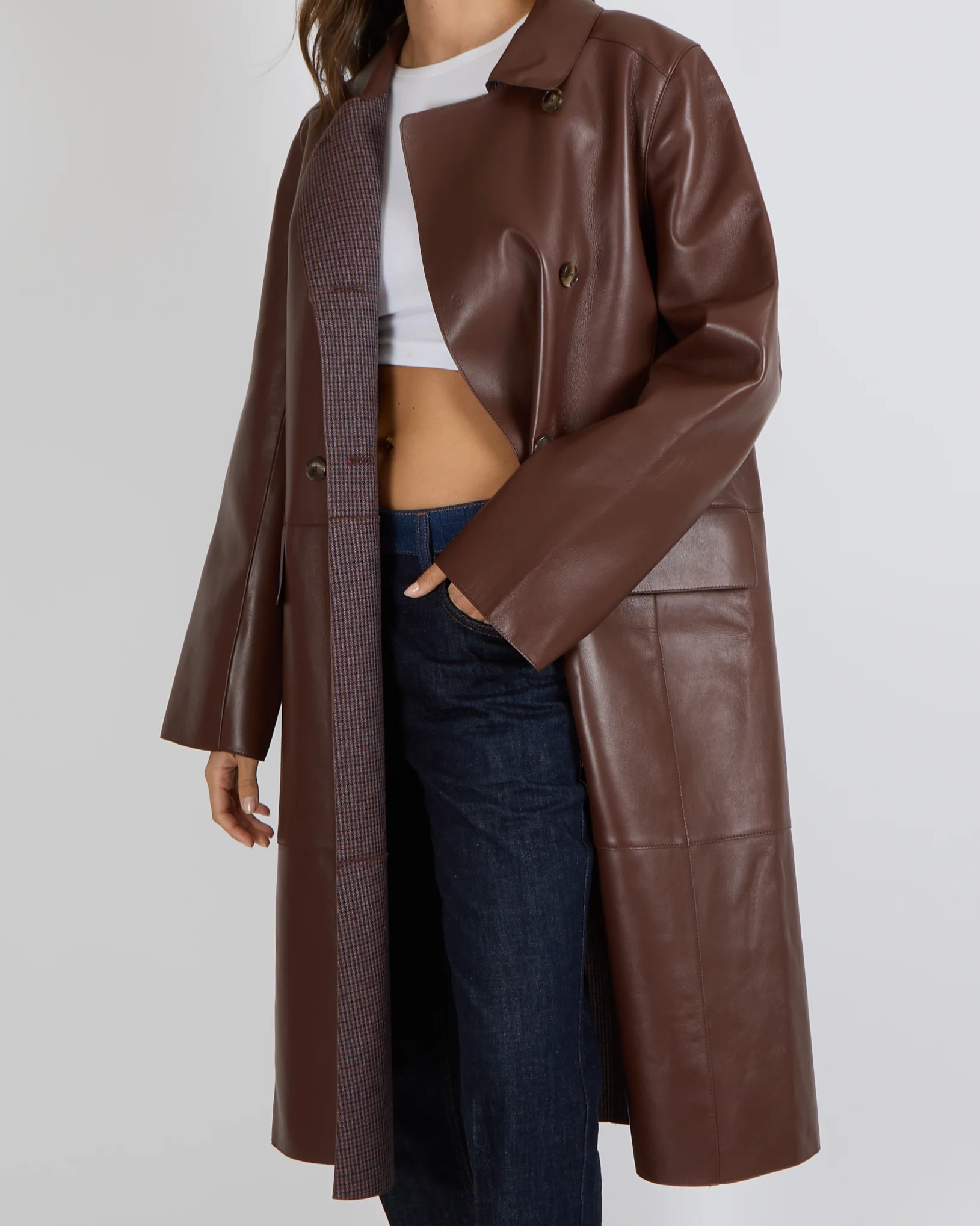Yves Salomon Long Double-Breasted Coat in Merlot Lambskin Leather with Brown Tortoiseshell Buttons Size FR 42 (UK 14) RRP £2,880 - Image 4