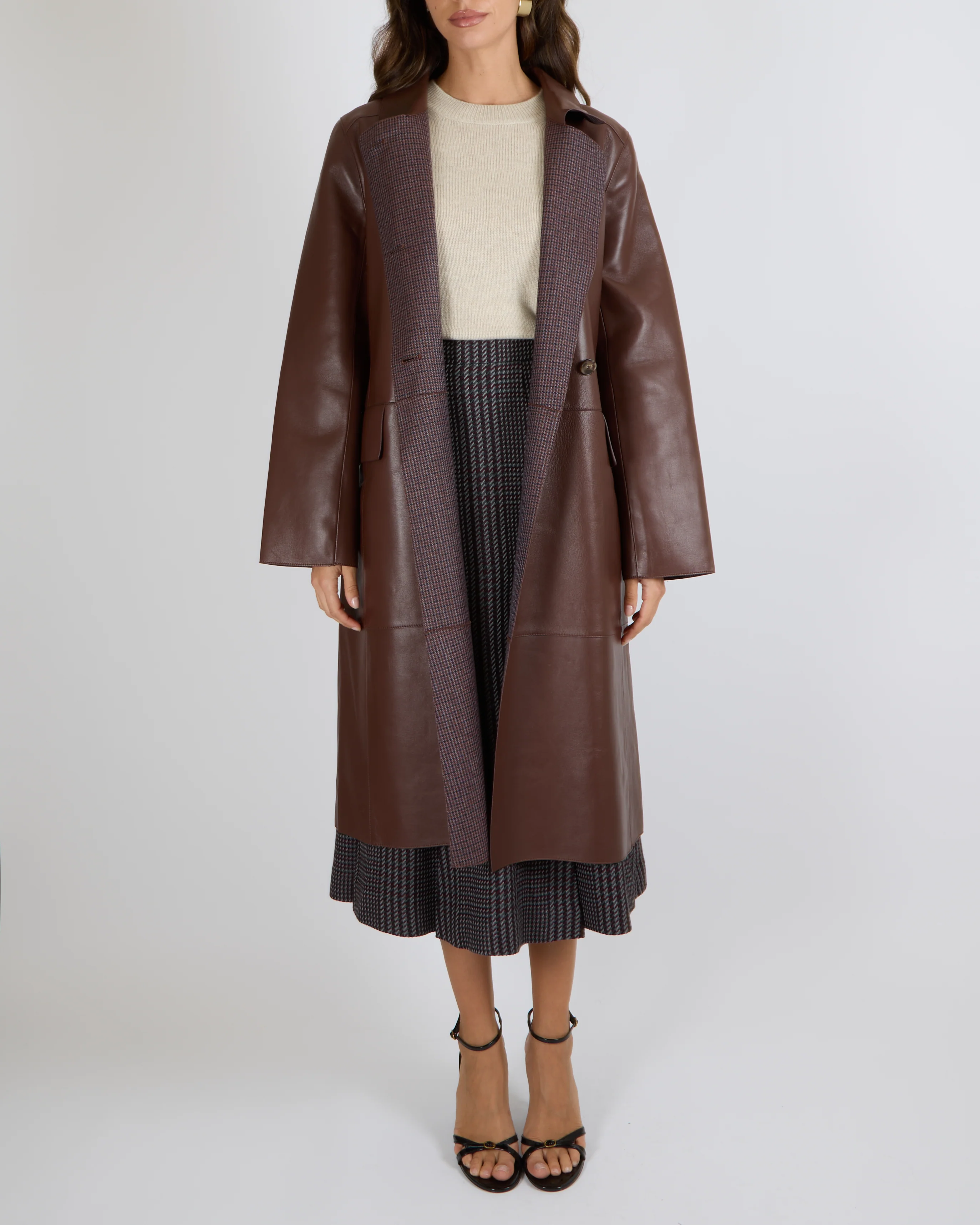 Yves Salomon Long Double-Breasted Coat in Merlot Lambskin Leather with Brown Tortoiseshell Buttons Size FR 42 (UK 14) RRP £2,880 - Image 6